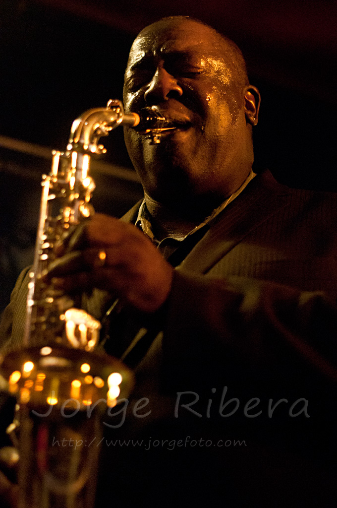 Jesse Davis. Clug Jimmy Glass, Valencia. 25 Enero 2012